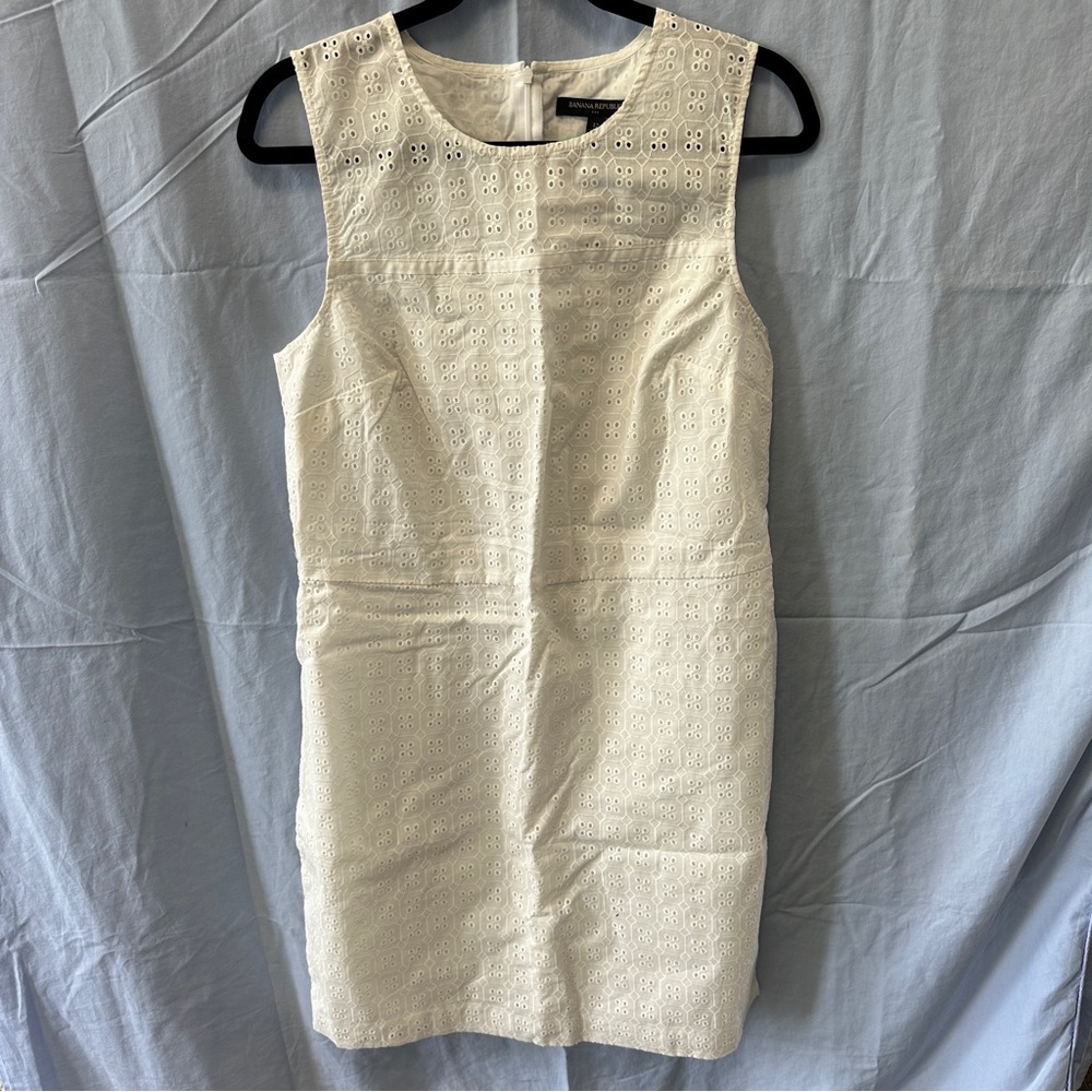 Banana Republic white lace tank top dress, size 12, new with tags, never worn